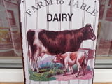 Метална табела ферма крава теле кисело мляко сирене кашкавал масло