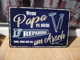 Метална табела надпис Ако татко не го поправи, няма кой да го поправи работилница трион чук клещи